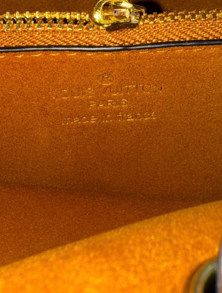 Bolso Louis Vuitton Marrón y Dorado