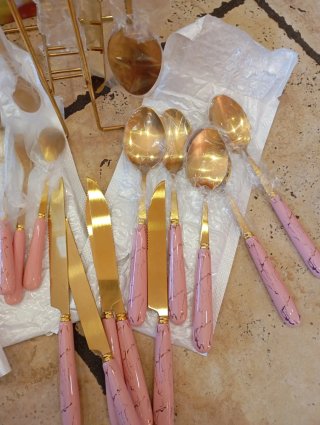 Set Posate Eleganti Oro e Rosa