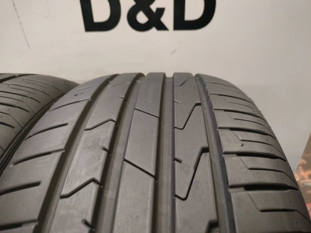 Neumáticos de ocasión 215/55 R17 94V