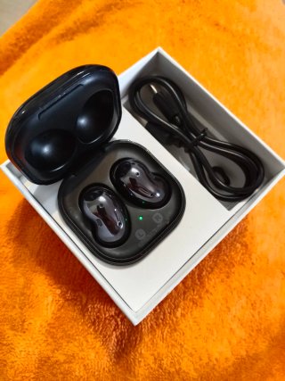 Auriculares Samsung Buds Live Negros