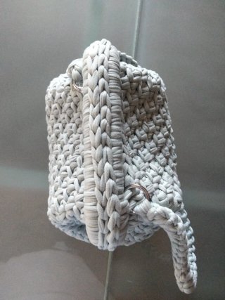 Clutch grigio con tracolla