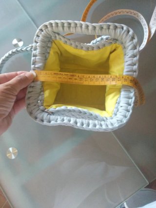 Clutch grigio con tracolla