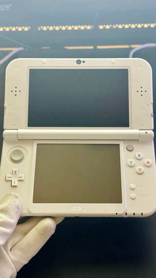 +200 Giochi New Nintendo 3DS XL Bianco