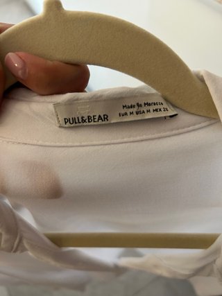 Blusa blanca Pull&Bear