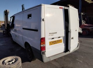 1894530 ford 6c118005ad radiador agua transit caja