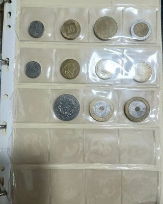 Álbum para monedas extranjeras