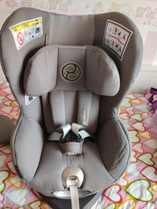 Silla de coche Cybex gris modelo sirona