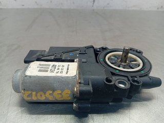 MOTOR ELEVALUNAS DELANTERO IZQUIERDO NISSAN PRIME