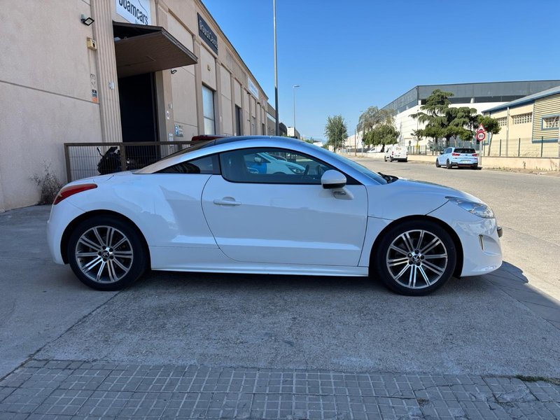 Peugeot RCZ 2011 - foto 1
