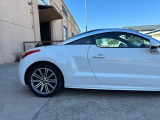 Peugeot RCZ 2011