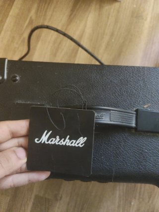 Amplificador Marshall MG10 GOLD