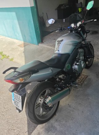 Honda CBF600N 2011 78CV Etiqueta C