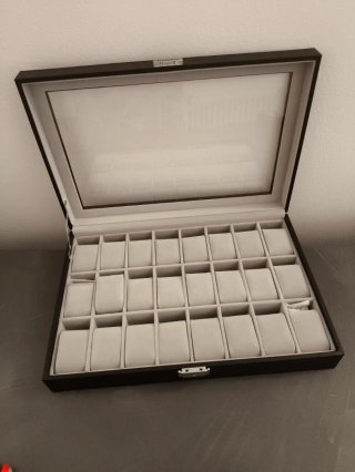 Portaoggetti 24 orologi