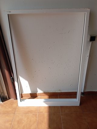 VENTANA CORREDERA CIEGA CON CERRADURA