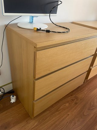 Cómoda Ikea Malm cada una 35€ para las dos 60 €