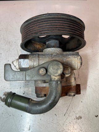 Bomba de dirección Kia Sorento 2.5