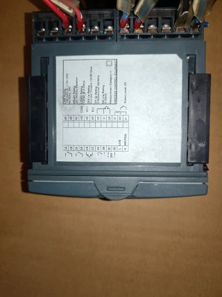 Controlador Temperatura Eurotherm 3208