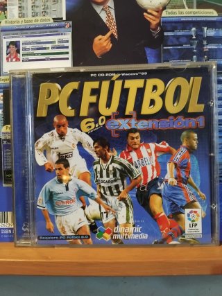 PC Fútbol 6.0 con revista