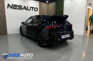 Volkswagen Golf R-PERFORMANCE