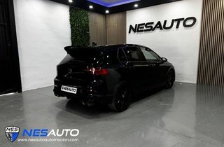 Volkswagen Golf R-PERFORMANCE