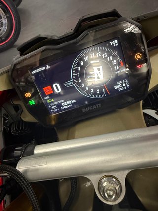 Ducati Panigale V4S 2023
