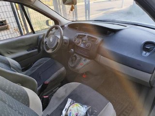 Renault 222742 0281011549 centralita motor scenic