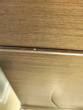 Mueble Vajillero Benge Madera y Cristal