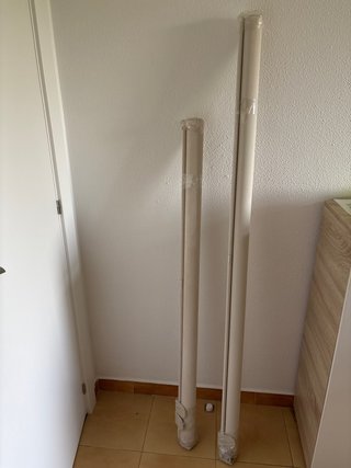Estores enrollables beige de 165 y 135 cm