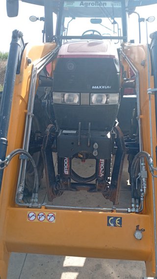 Tractor Case MAXXUM 190 con pala