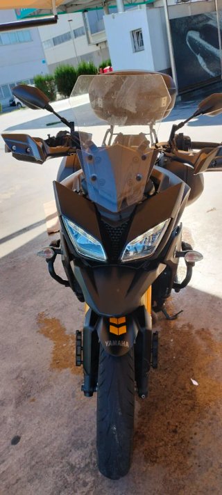 Yamaha Tracer 900 ABS Negra y Gris
