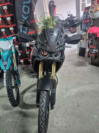 QJMOTOR SRT 300DX Aventura Negra/Roja