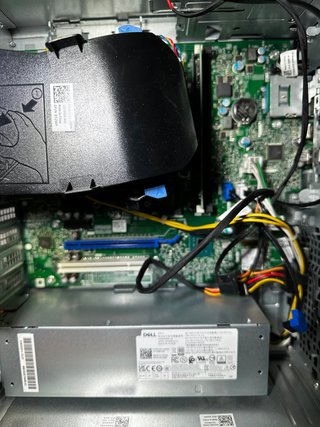 Dell Vostro 3888 - Per ricambi o riparazione