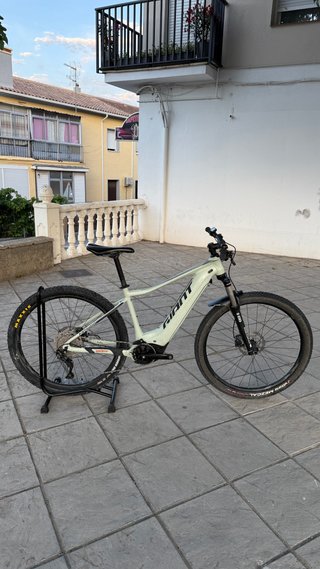 Bicicleta Ebike Giant Fathom 29 625w T.M Usada