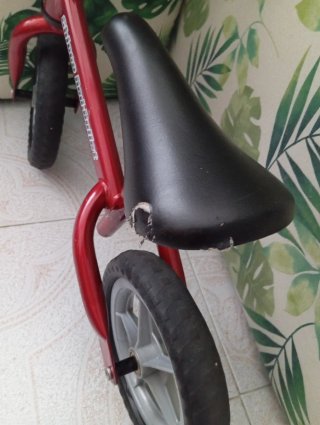 Bici sin pedales Chicco Roja
