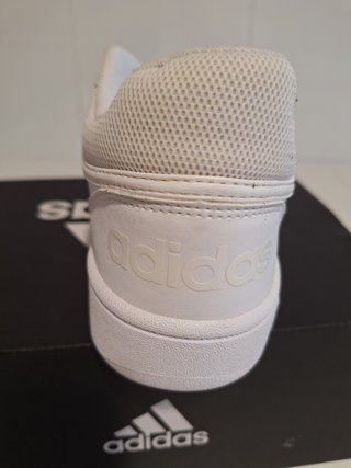 Zapatillas Adidas Hoops 3.0 Blancas T.40 SEMINUEVA
