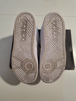 Zapatillas Adidas Hoops 3.0 Blancas T.40 SEMINUEVA