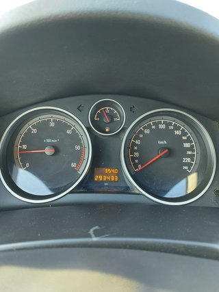 OPEL Astra 1.7 CDTi 111 Years GTC 3p.