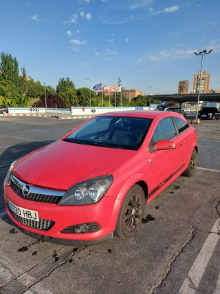 OPEL Astra 1.7 CDTi 111 Years GTC 3p.