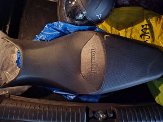 Asiento Benelli BN 302 2016