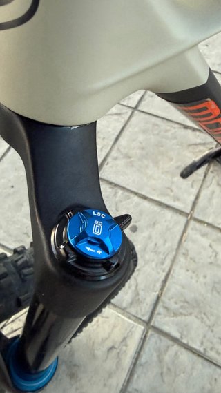 Bicicleta Mondraker Foxy RR T.M Enduro