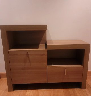 Mueble recibidor de madera
