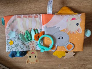 Libro Sophie la girare + juguete musical cuna