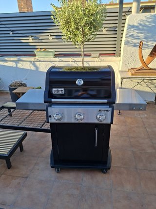 Barbacoa Weber Spirit 315 - Casi Nueva
