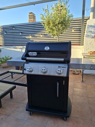 Barbacoa Weber Spirit 315 - Casi Nueva