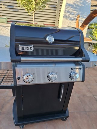 Barbacoa Weber Spirit 315 - Casi Nueva