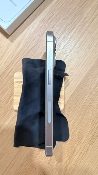 iPhone 15 Pro 128GB Natural Titanio