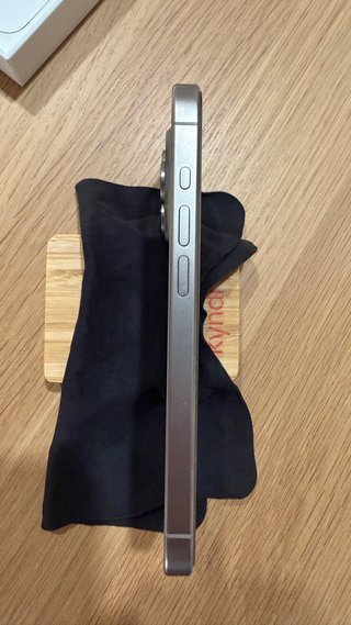 iPhone 15 Pro 128GB Natural Titanio