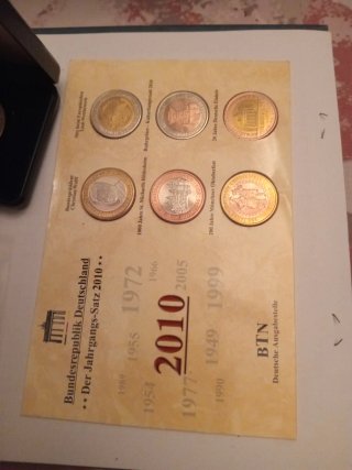 Lote monedas y medallas sets euro varios países