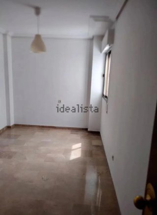 Alquilo piso en Calle Hernando del Pulgar