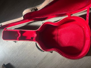 Guitarra Acústica Jumbo